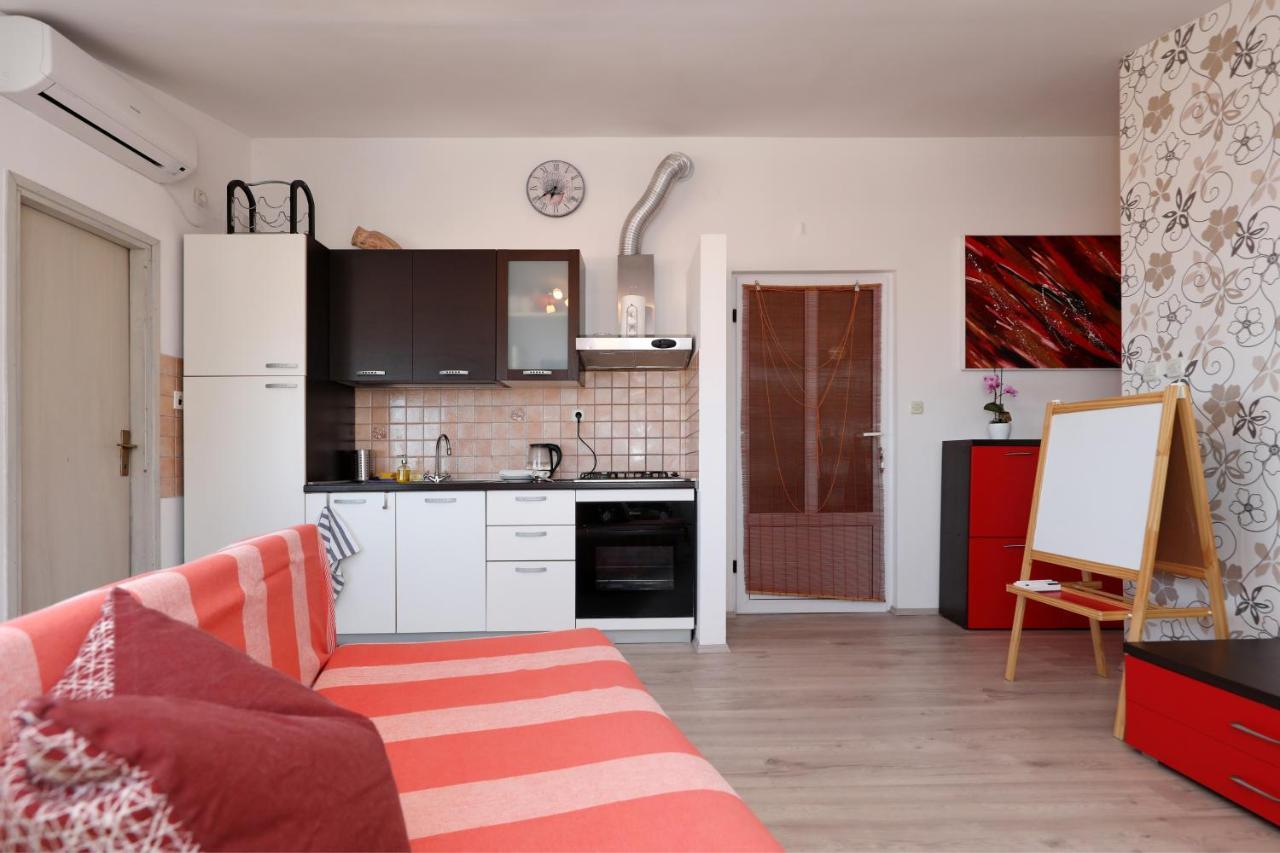 Apartment Zanov Preko Kültér fotó